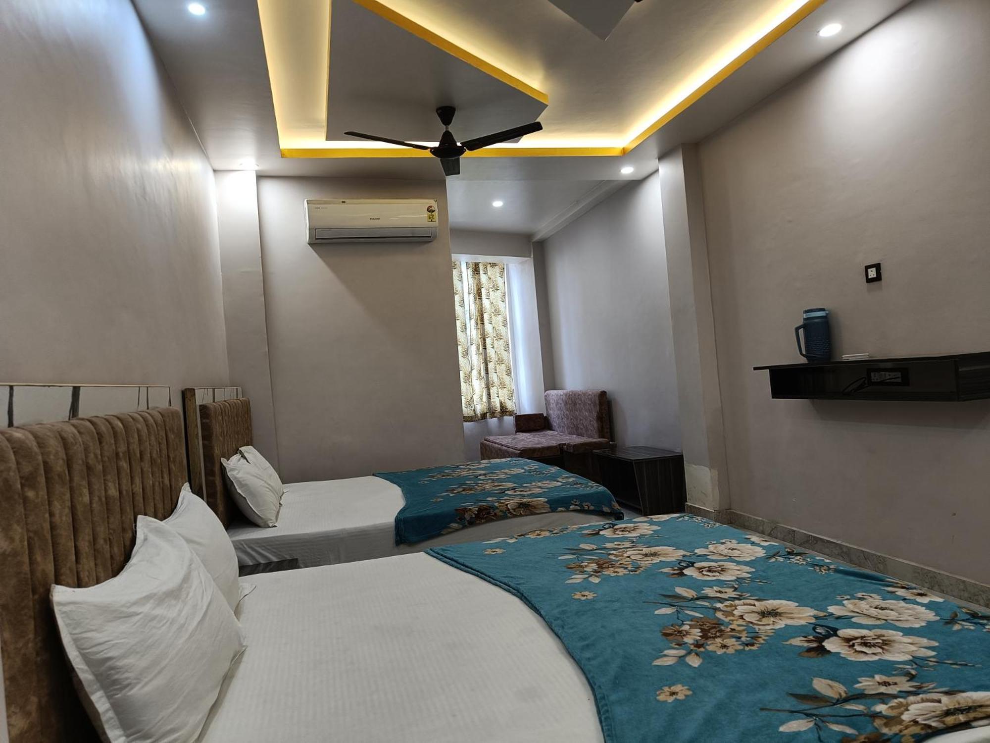Hotel Pragya International Varanasi Exterior foto