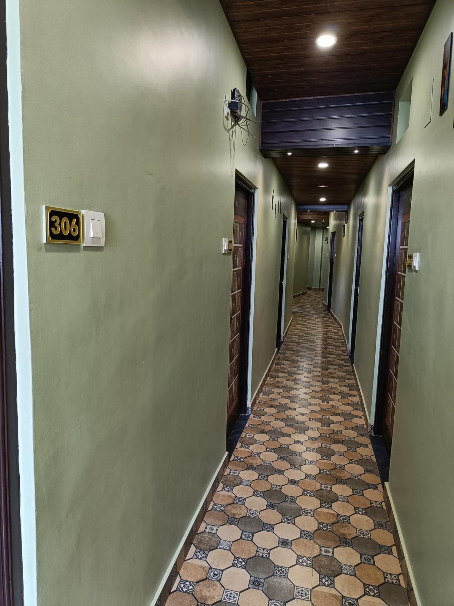 Hotel Pragya International Varanasi Exterior foto